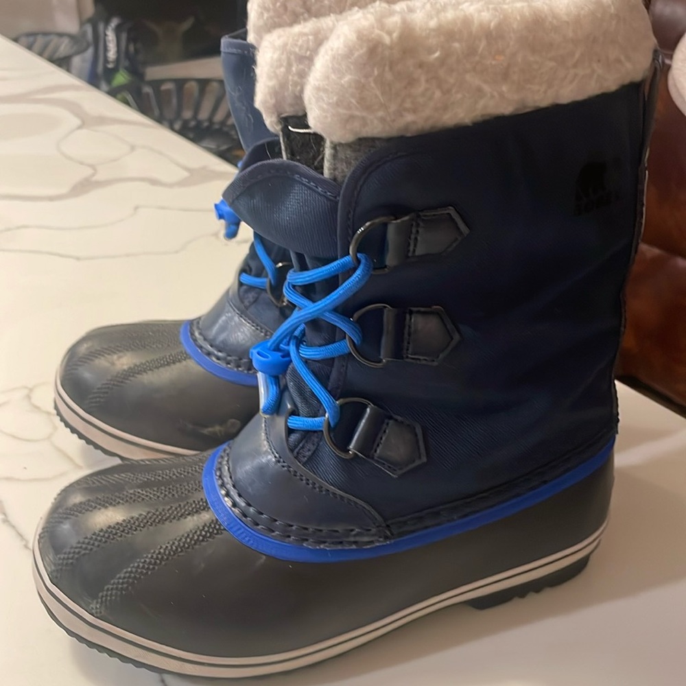 SOREL boys snow boots